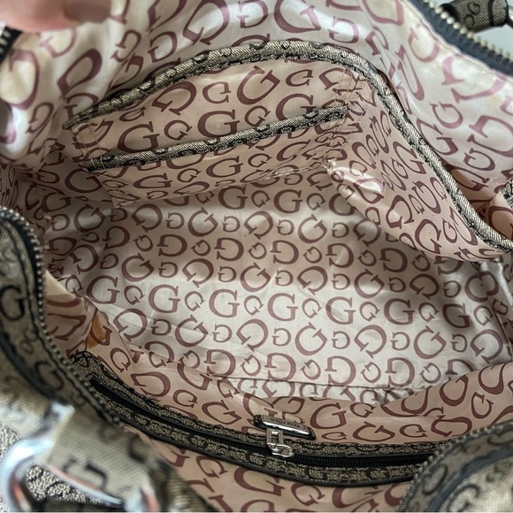 Guess Satchel Handbag Purse - Picture 9 of 12